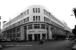 Image du Maroc Professionnelle de  Le bâtiment de Diamond Motors au siège d'Autohall, rue Lalla El Yacout ex Boulevard de Marseille à Casablanca, Mardi 9 Octobre 2012 . (Photo / Abdeljalil Bounhar)

 